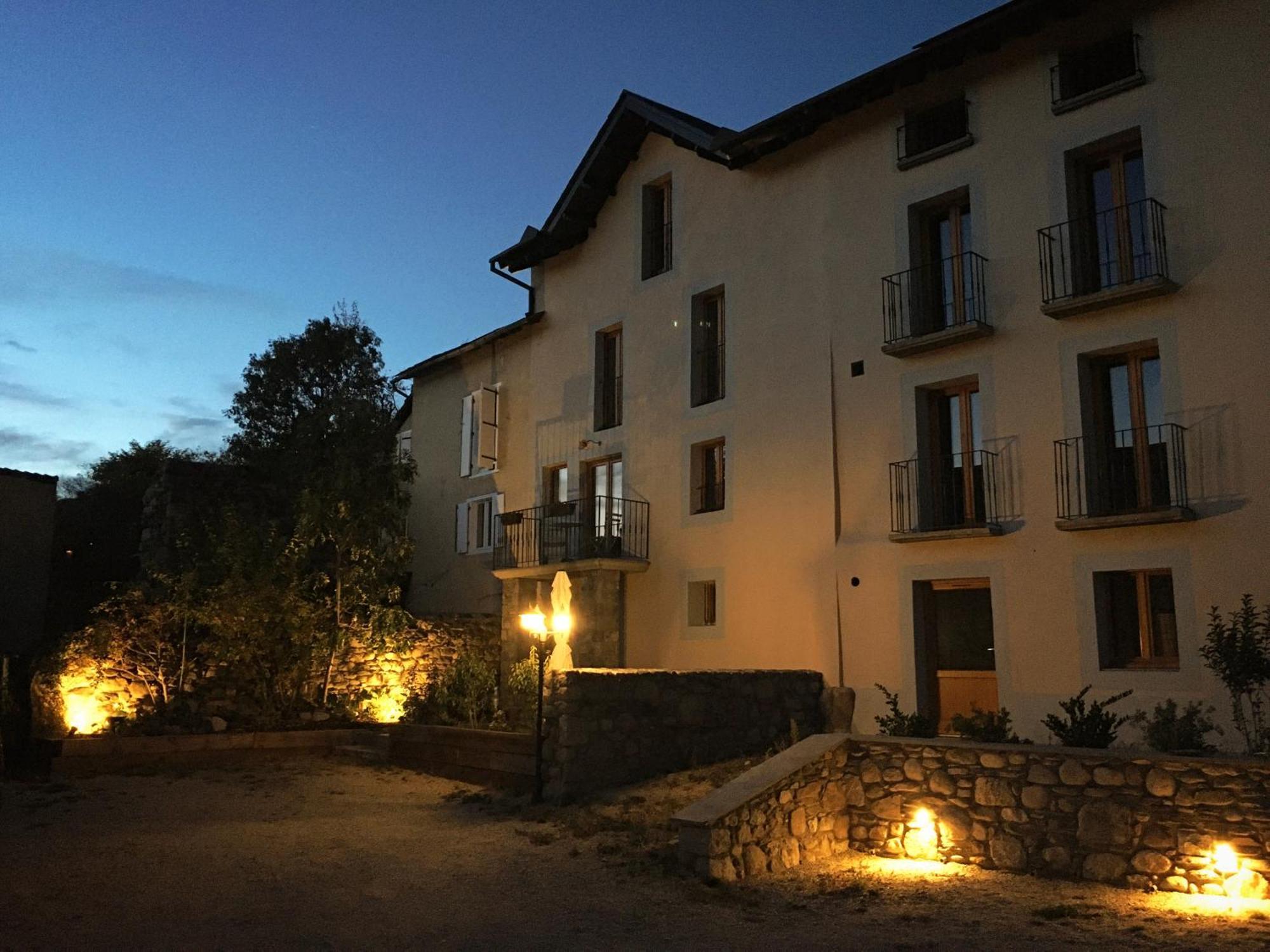 Domaine Agricole Cotze / Casa Rural Enveitg Экстерьер фото